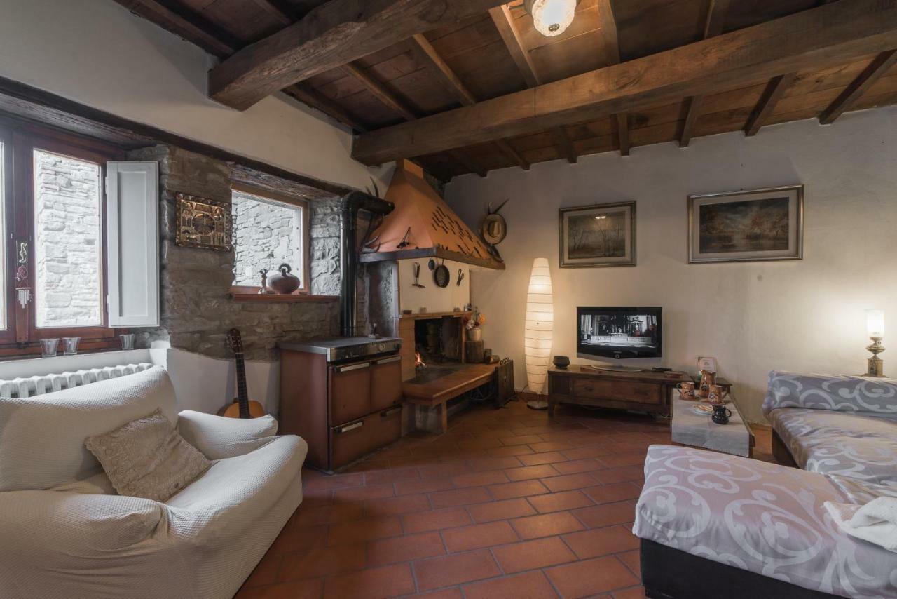 Mimmo'S Holiday House San Godenzo Bagian luar foto