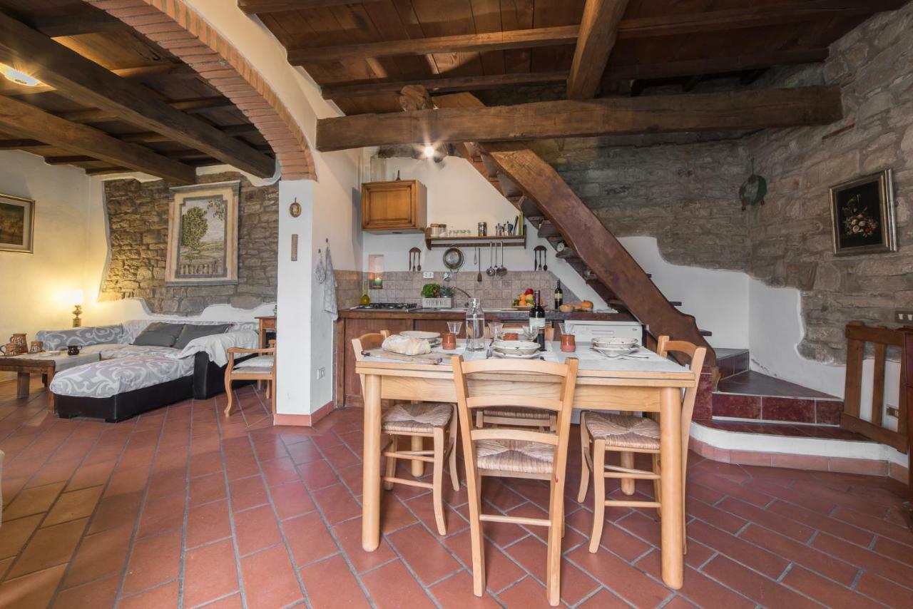 Mimmo'S Holiday House San Godenzo Bagian luar foto