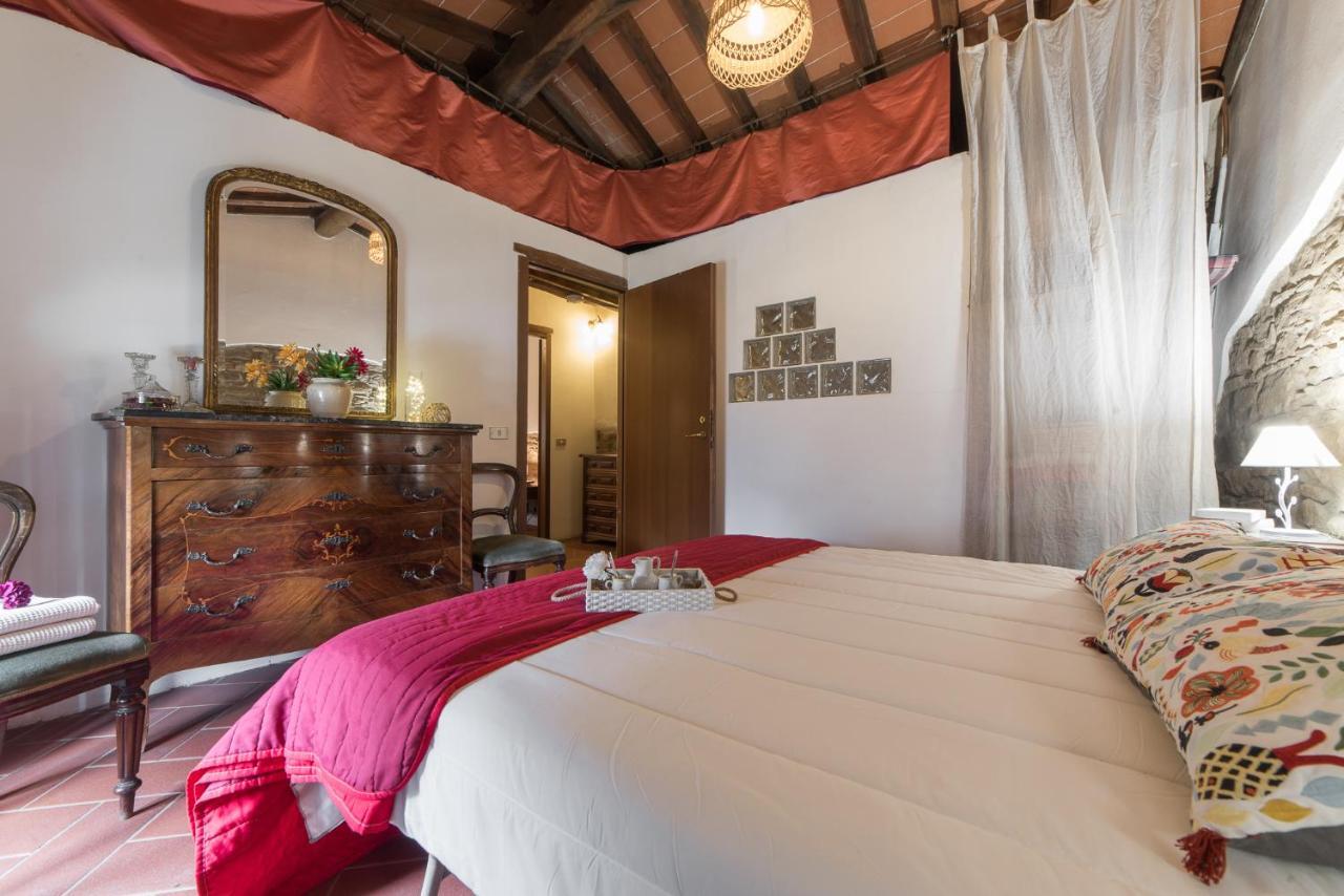 Mimmo'S Holiday House San Godenzo Ruang foto